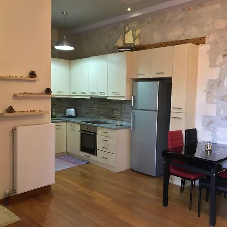 Barbara Ретимно (Крит)